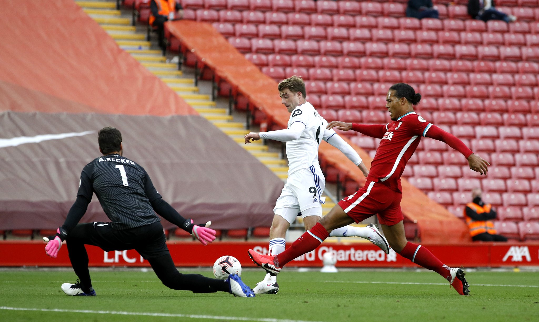 冠决赛跑位 冠决赛跑位